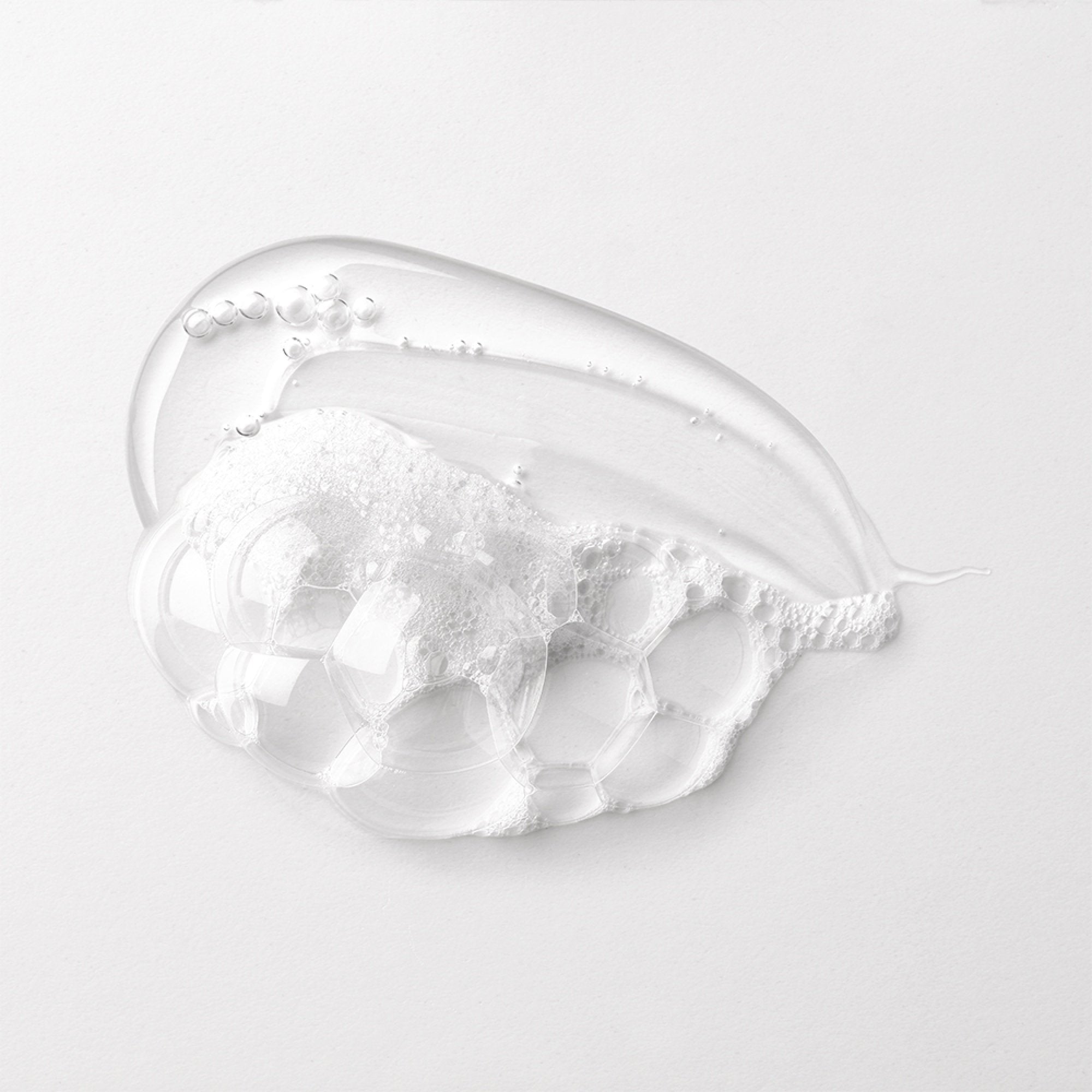 SHU UEMURA. SHAMPOING FORTIFIANT IZUMI TONIC (300 ML)