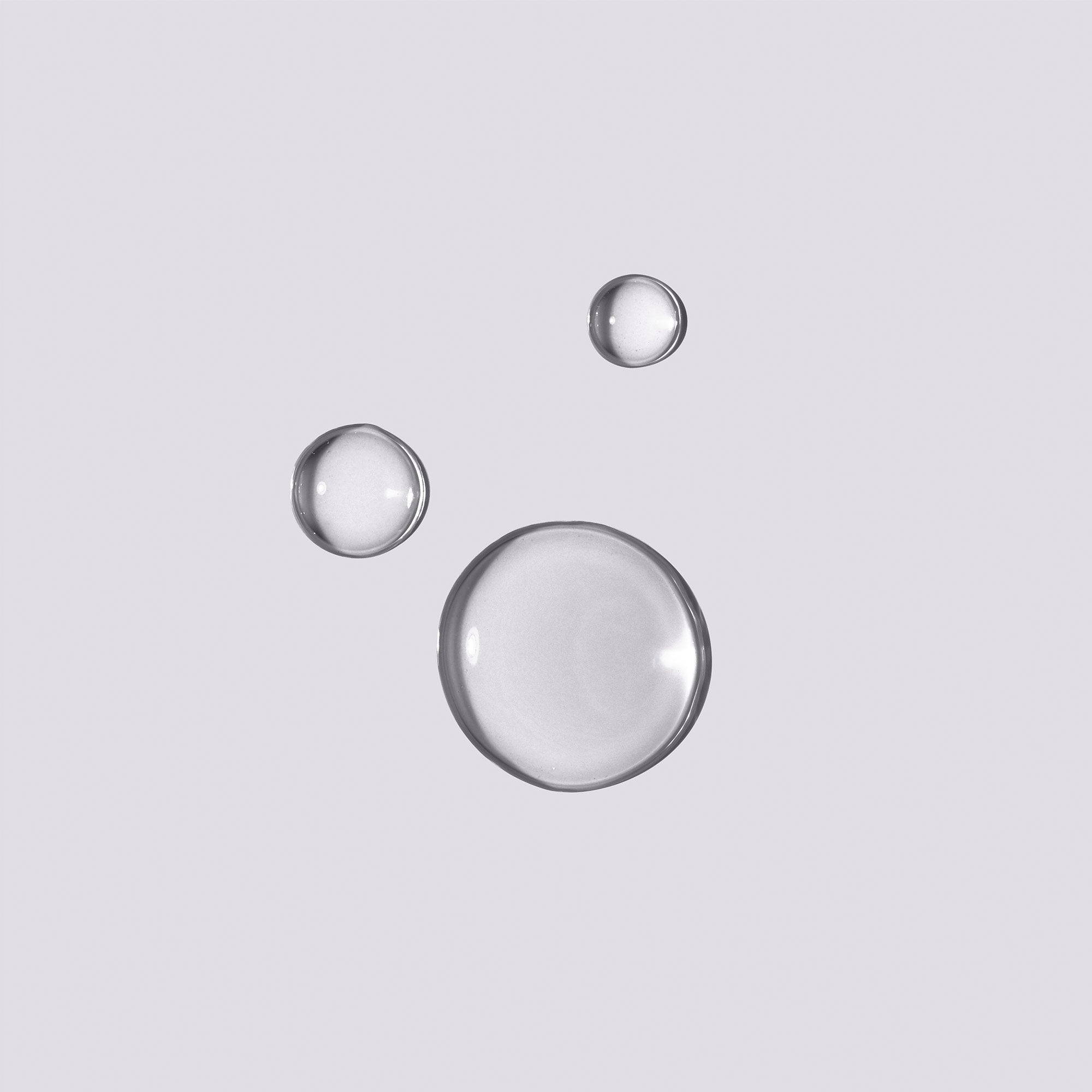 SHU UEMURA. HUILE CAPILLAIRE NOURRISSANTE PROTECTRICE ESSENCE ABSOLUE (150 ML)